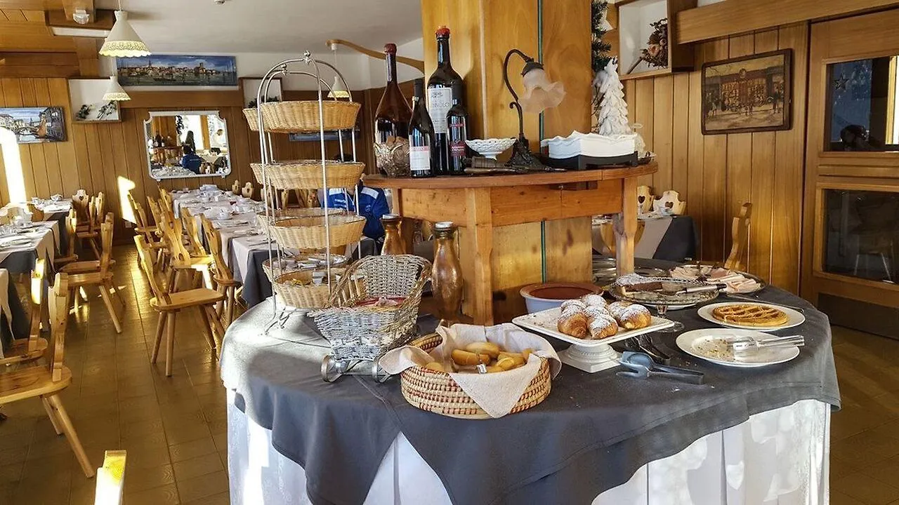 ואל די זולדו Hg Hotel La Caminatha 3*, ואל די זולדו